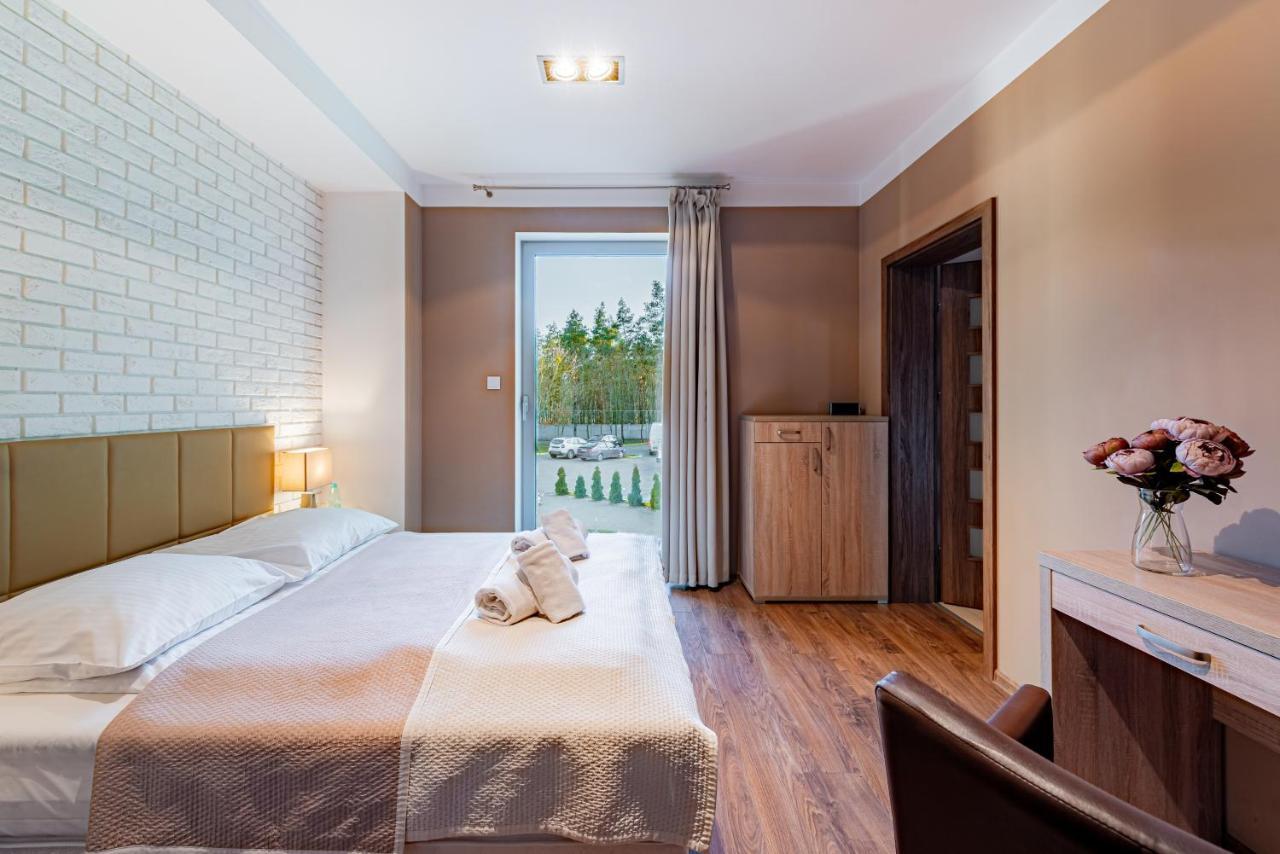 Hotel Dobre Z Lasu Solec Kujawski Bagian luar foto