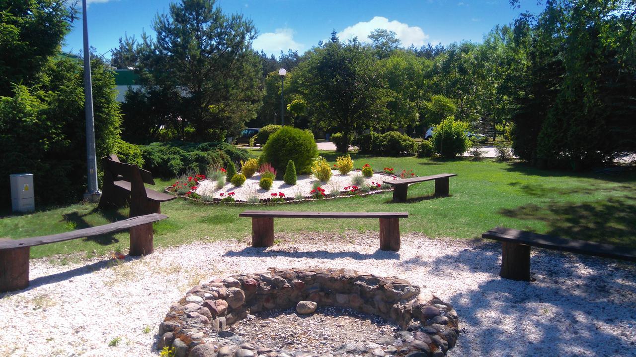 Hotel Dobre Z Lasu Solec Kujawski Bagian luar foto